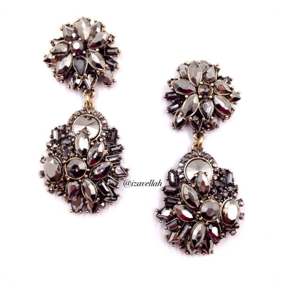 🛑📣3x$15‼️ Crystals Statement Earrings, never used
